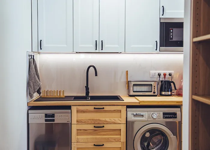 La Calma Playa Honda (Lanzarote)