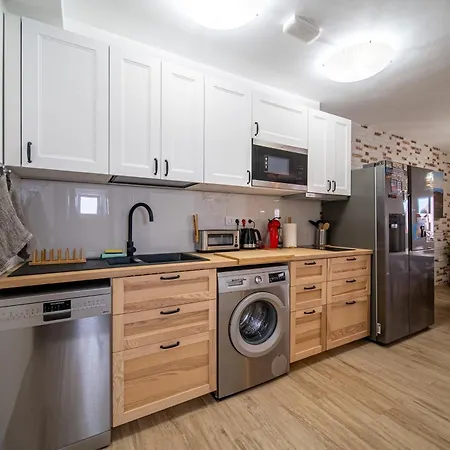 La Calma Playa Honda (Lanzarote)